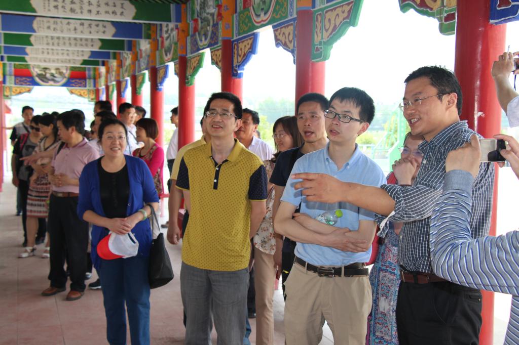 教师进农户，理论下基层——太阳成集团122ccvip全体党员教师赴英山县乌云山村学习调研