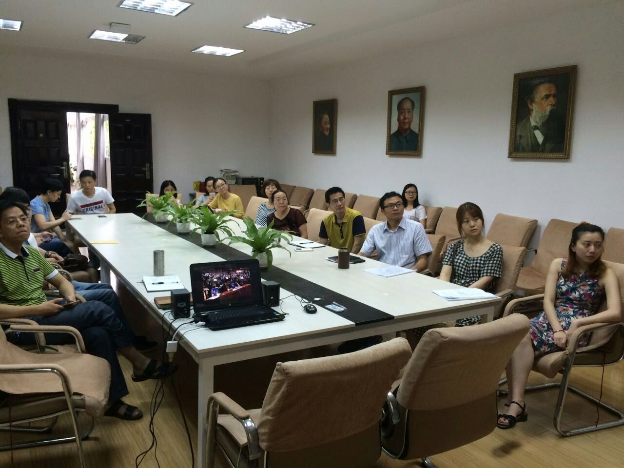 【两学一做】太阳成集团122ccvip组织观看建党95周年庆祝大会